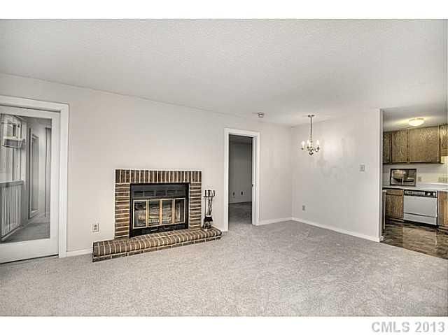 3233 Park Rd #C, Charlotte, NC 28209
