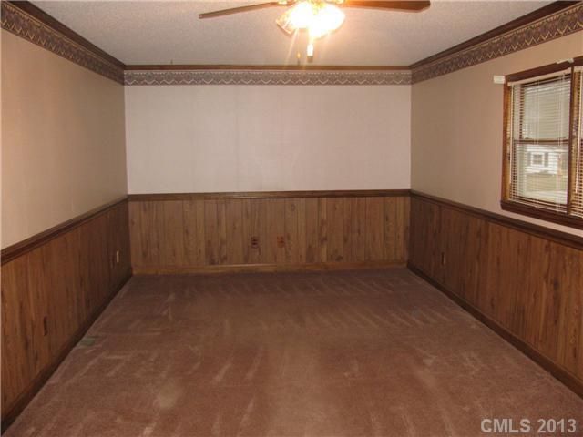 2202 Pamela St, Gastonia, NC 28054