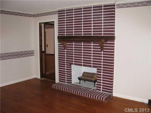 2202 Pamela St, Gastonia, NC 28054