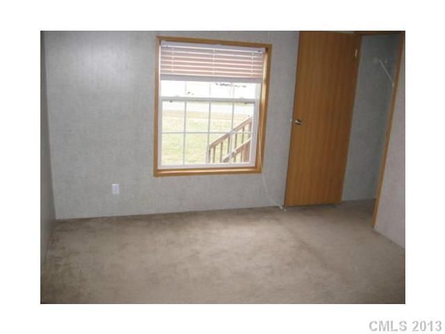 3442 Treymore Dr, Crouse, NC 28033