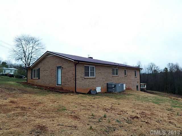 867 Butler Mill Rd, Harmony, NC 28634