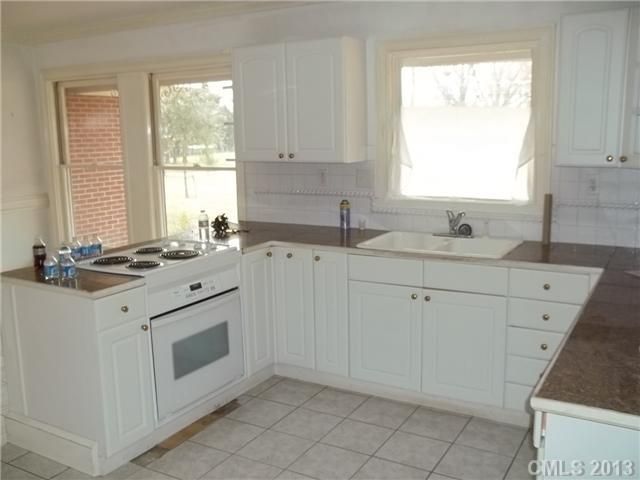 12621 Idlewild Rd, Matthews, NC 28105