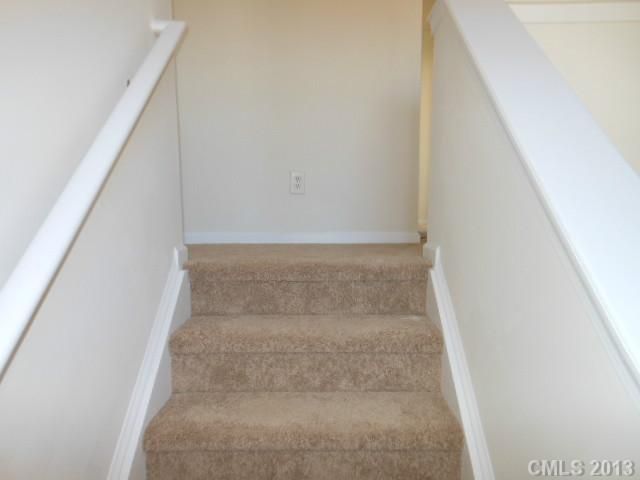 2930 Macvean Ln, Charlotte, NC 28208