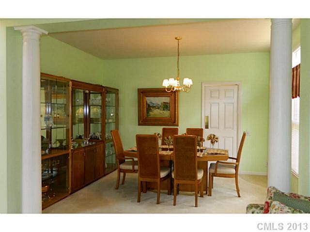 3401 Pochard Ct, Charlotte, NC 28269