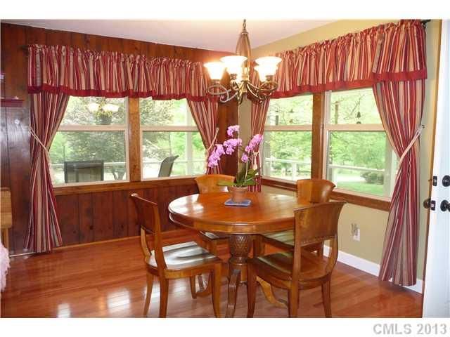1942 Hickory Hills Dr, Denver, NC 28037