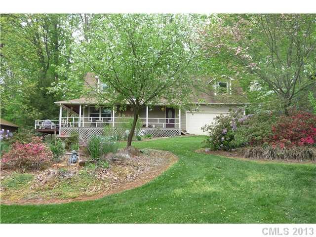 1942 Hickory Hills Dr, Denver, NC 28037