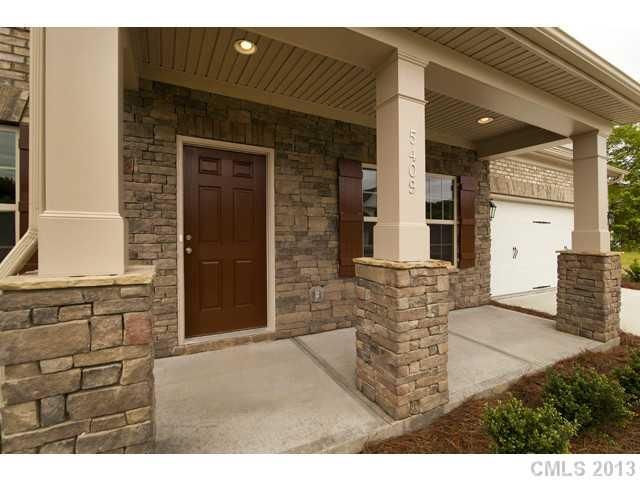 5409 Poplar Knoll Dr #61, Matthews, NC 28105