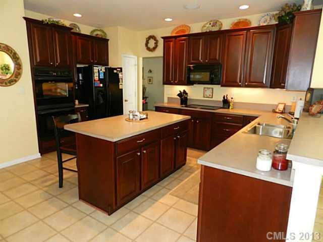 2047 Foxwood Ct, Indian Land, SC 29707