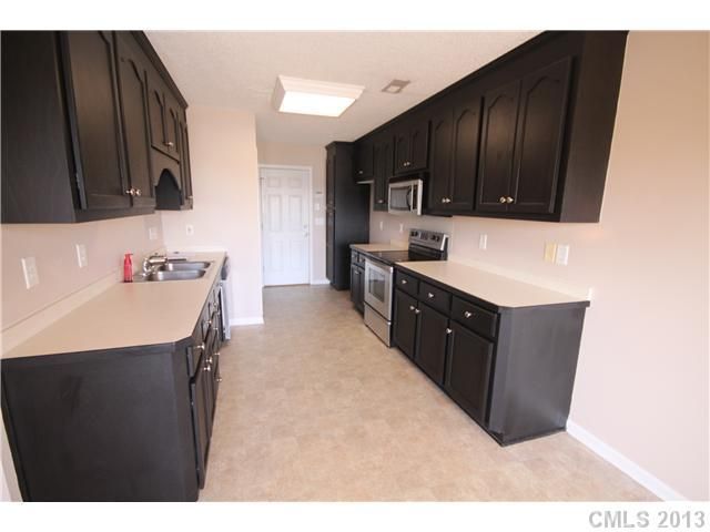 716 Summey Farm Dr, Dallas, NC 28034
