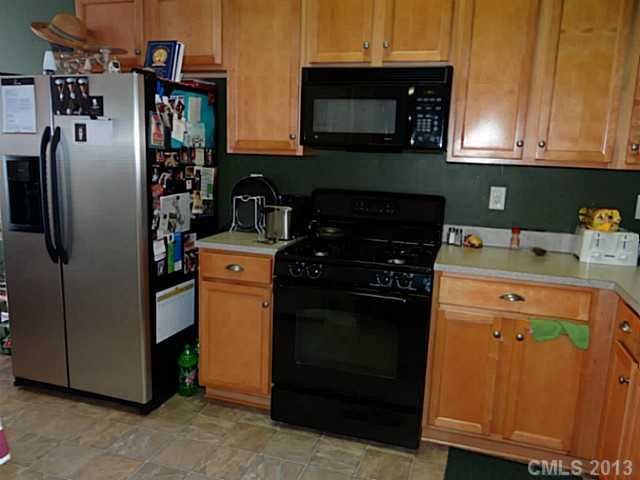 106 Edgington St, Mooresville, NC 28115