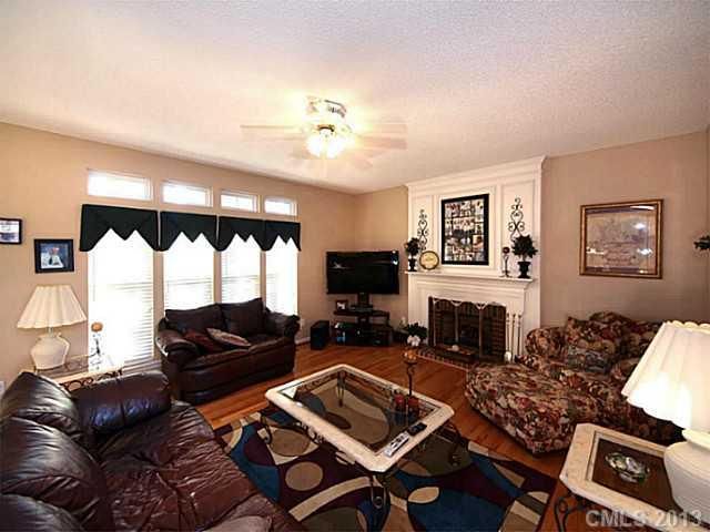 101 White Bridge Ln, Fort Mill, SC 29715