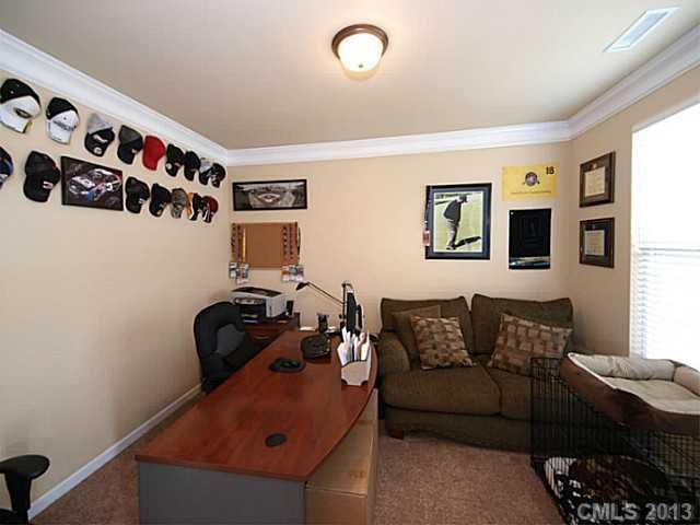 127 Cole Dr, Mooresville, NC 28115