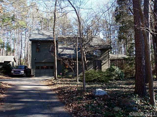103 Pineridge Dr, Huntersville, NC 28078