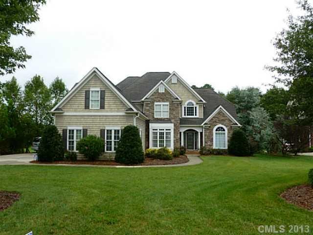 211 Castles Gate Dr, Mooresville, NC 28117