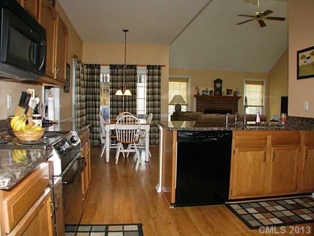 3867 Meadow Ridge Ct, Concord, NC 28027