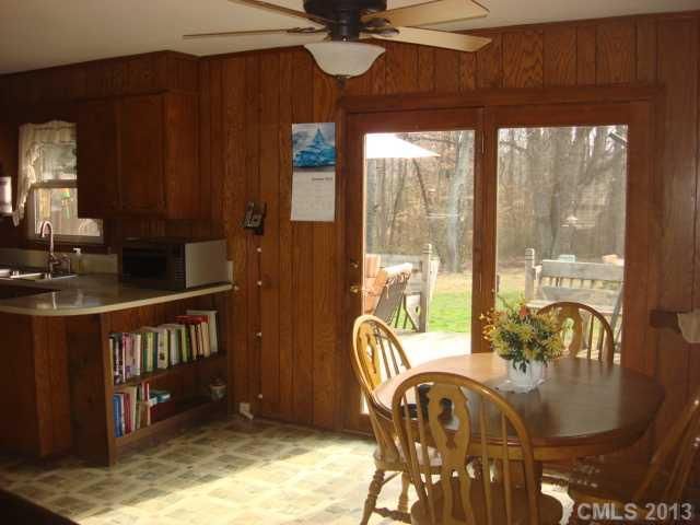 2446 Brookwood Rd, Lincolnton, NC 28092