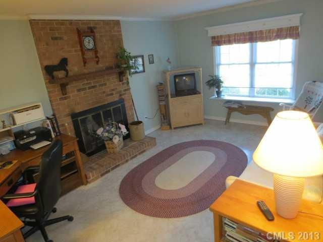 11519 Getaway Ln, Charlotte, NC 28215