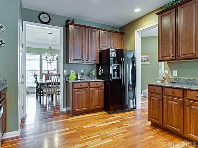 7500 Greylock Ridge Rd, Matthews, NC 28105