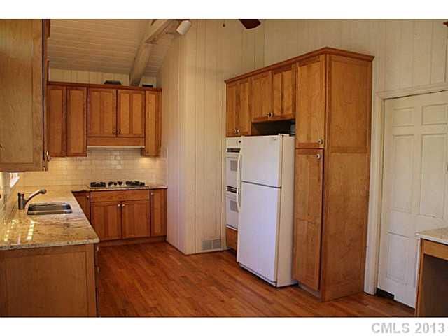 3900 Ridgecrest Ave, Charlotte, NC 28211