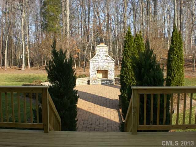 708 Ridgelake Dr #211, Matthews, NC 28104