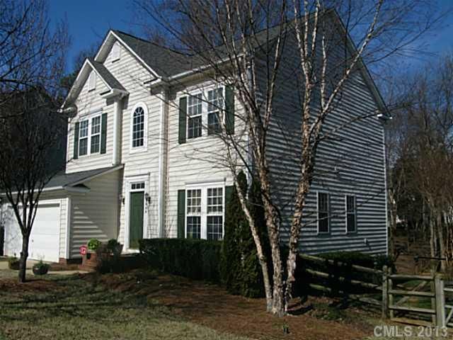 5808 Branthurst Dr, Charlotte, NC 28269