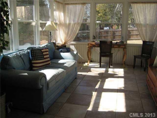 1333 Braeburn Rd, Charlotte, NC 28211