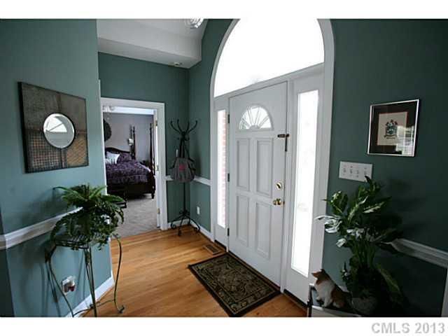 2729 Lamplighter Dr, Kannapolis, NC 28081
