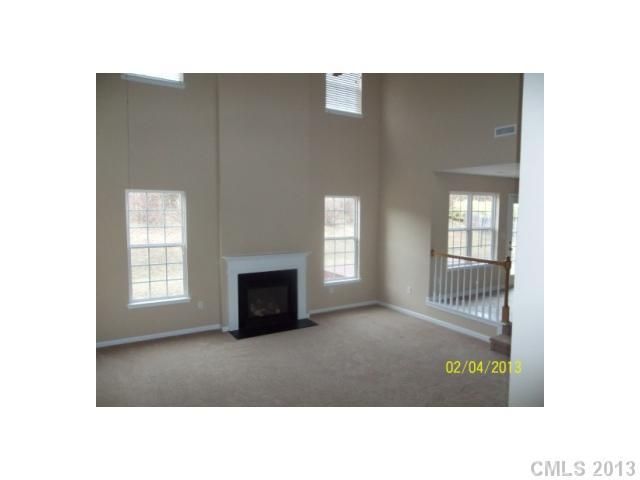 5205 Sunriver Rd, Gastonia, NC 28054