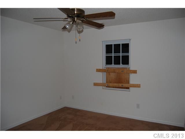108 Dundee Ct, Maiden, NC 28650