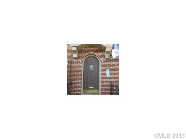 409 NE 5th Avenue Pl, Hickory, NC 28601