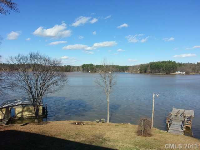 3115 Lakeside Cir, Belmont, NC 28012