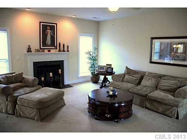 3510 Weddington Ridge Ln, Matthews, NC 28105