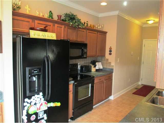 7205 Pinfeather Cir, Cramerton, NC 28032