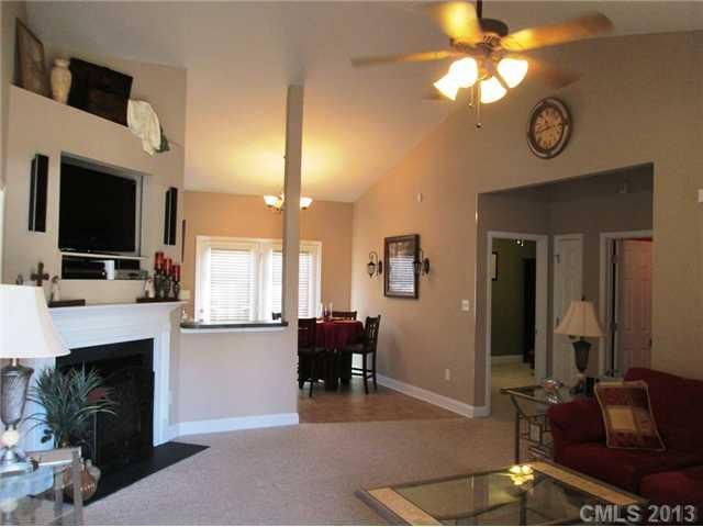 7205 Pinfeather Cir, Cramerton, NC 28032