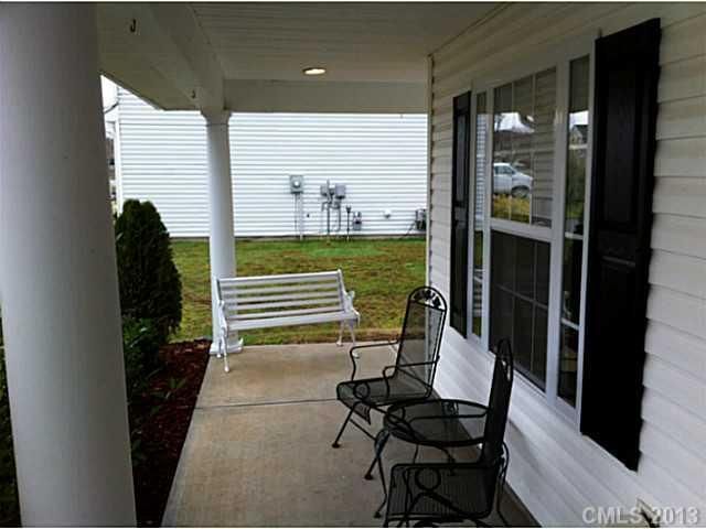 1664 Summit Ridge Ln, Kannapolis, NC 28083