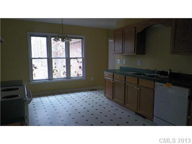 3123 Gilboa Rd, Wingate, NC 28174