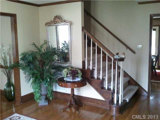 9637 Willowglen Trl, Charlotte, NC 28215
