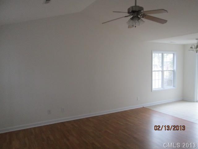 526 Pleasant Ave, Kannapolis, NC 28081