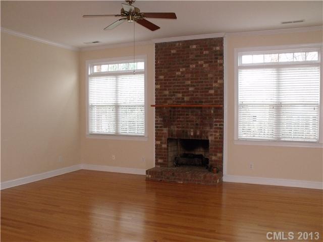 260 Yacht Rd, Mooresville, NC 28117