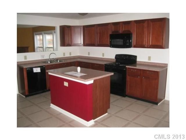 3306 Table Rock Dr, Gastonia, NC 28052