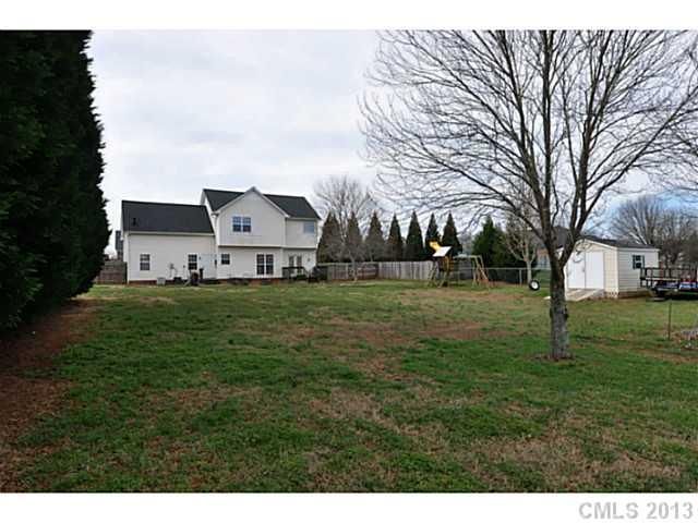 408 Cobblers Dr, Matthews, NC 28104