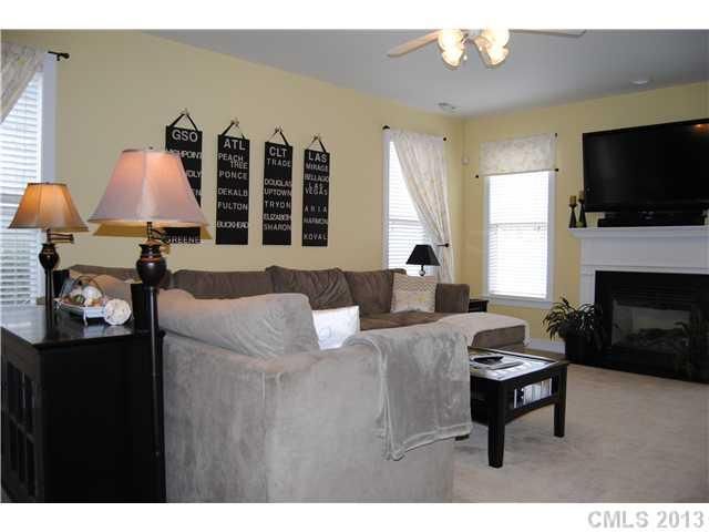 18728 Coachmans Tc, Cornelius, NC 28031