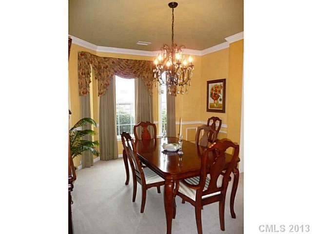 7025 Snapdragon Ct, Matthews, NC 28104