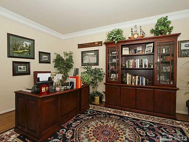 5008 Cinnamon Dr, Matthews, NC 28104