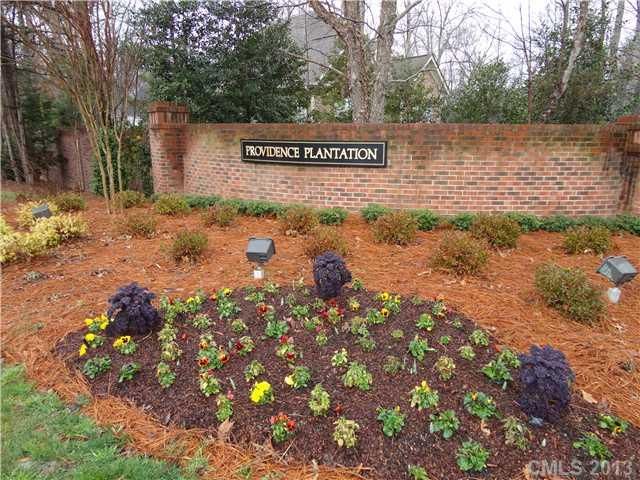 9200 Hampton Oaks Ln, Charlotte, NC 28270
