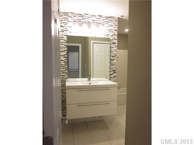 2209 Sumner Green Ave #E, Charlotte, NC 28203