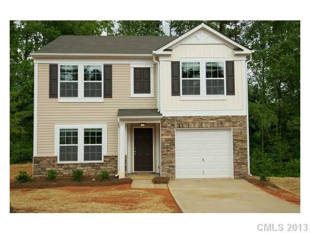 5425 Twin Brook Dr #13, Charlotte, NC 28269
