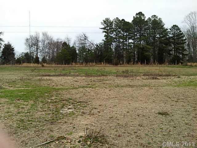 227 Towers View Dr, Dallas, NC 28034