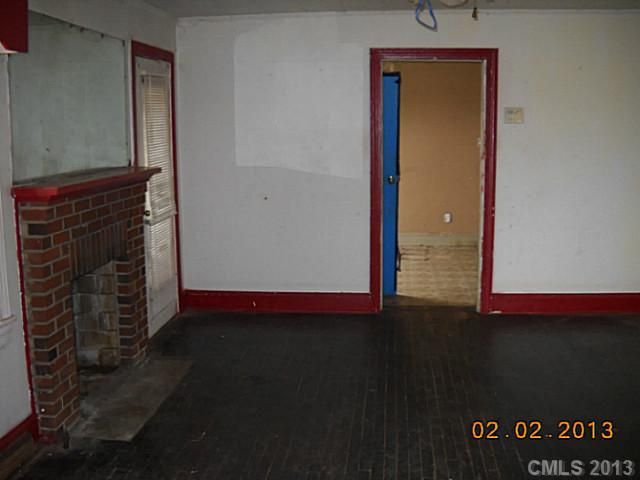 1000 Wall St, Statesville, NC 28677