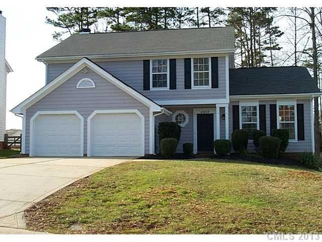 4504 Lenox Hill Pl, Charlotte, NC 28269